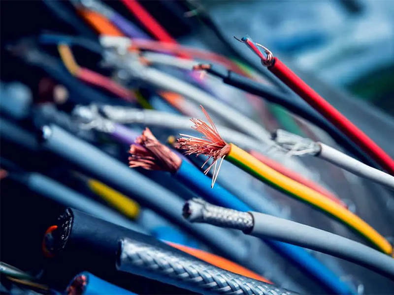 铜丝表面镀层不同，所起到的作用也有所差异